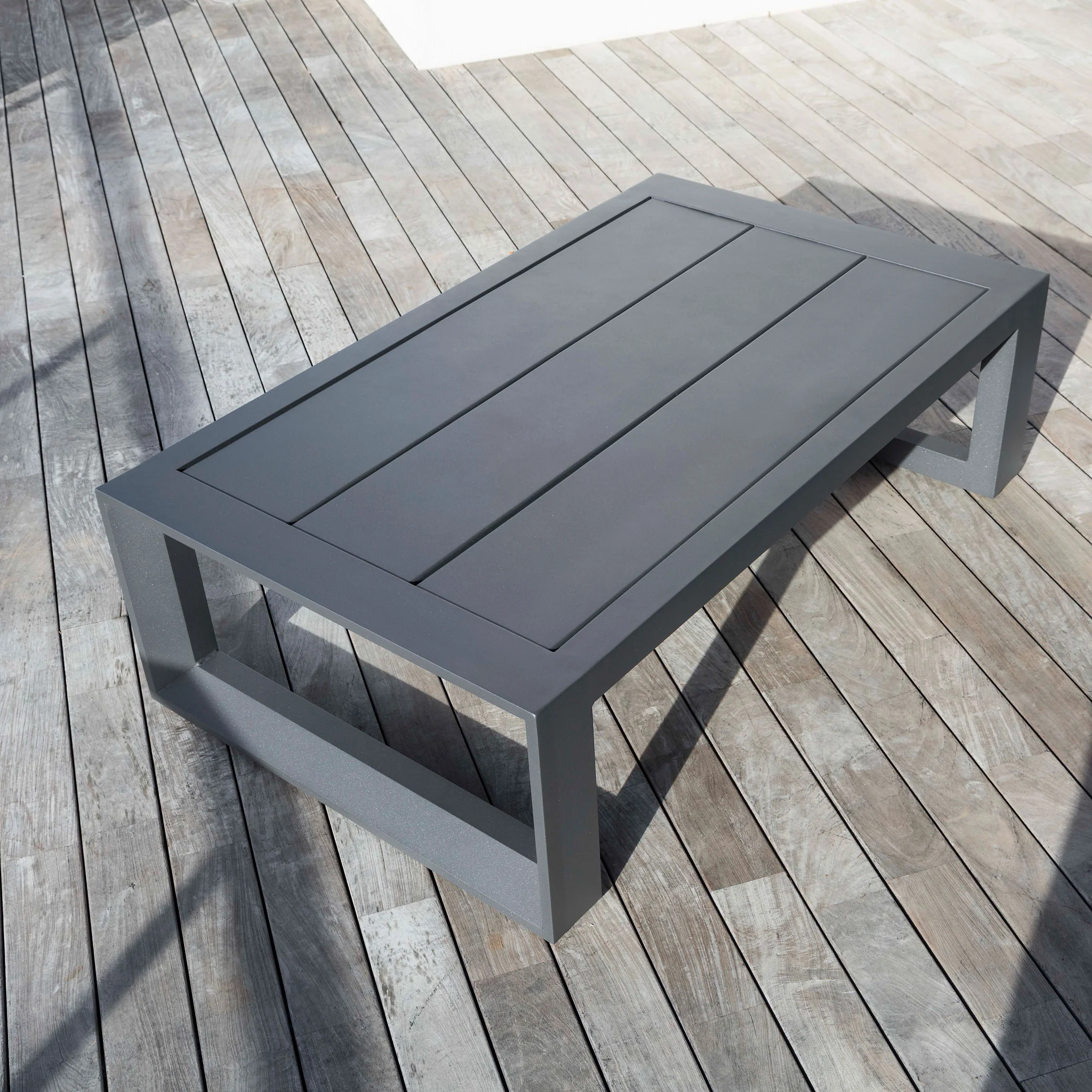 Table basse rectangulaire en aluminium Elba 120x72cm - Image 5