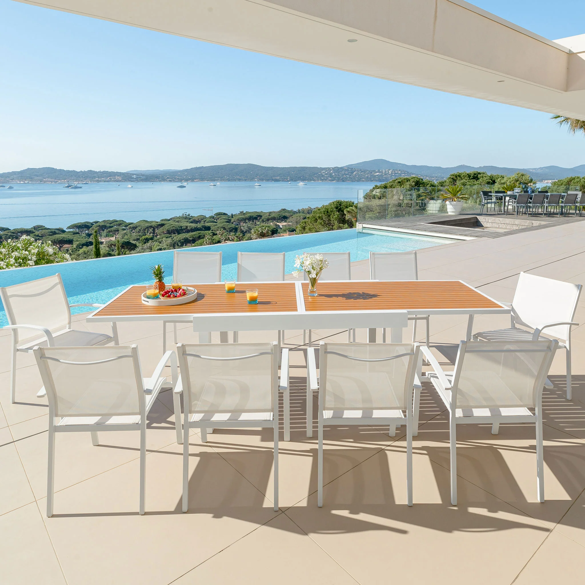 Table de jardin extensible 10 places Aluminium effet bois Murano (135/270 x 90 cm) - Image 5