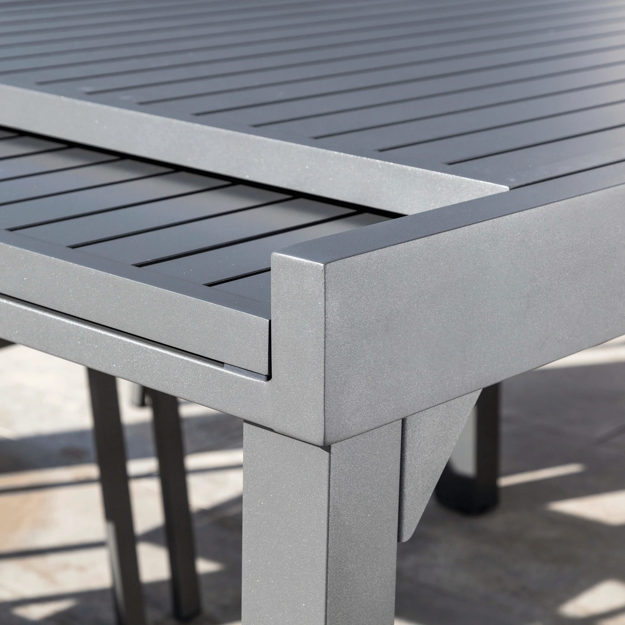 Table de jardin extensible 10 places Aluminium Murano (270 x 90 cm) - Image 3
