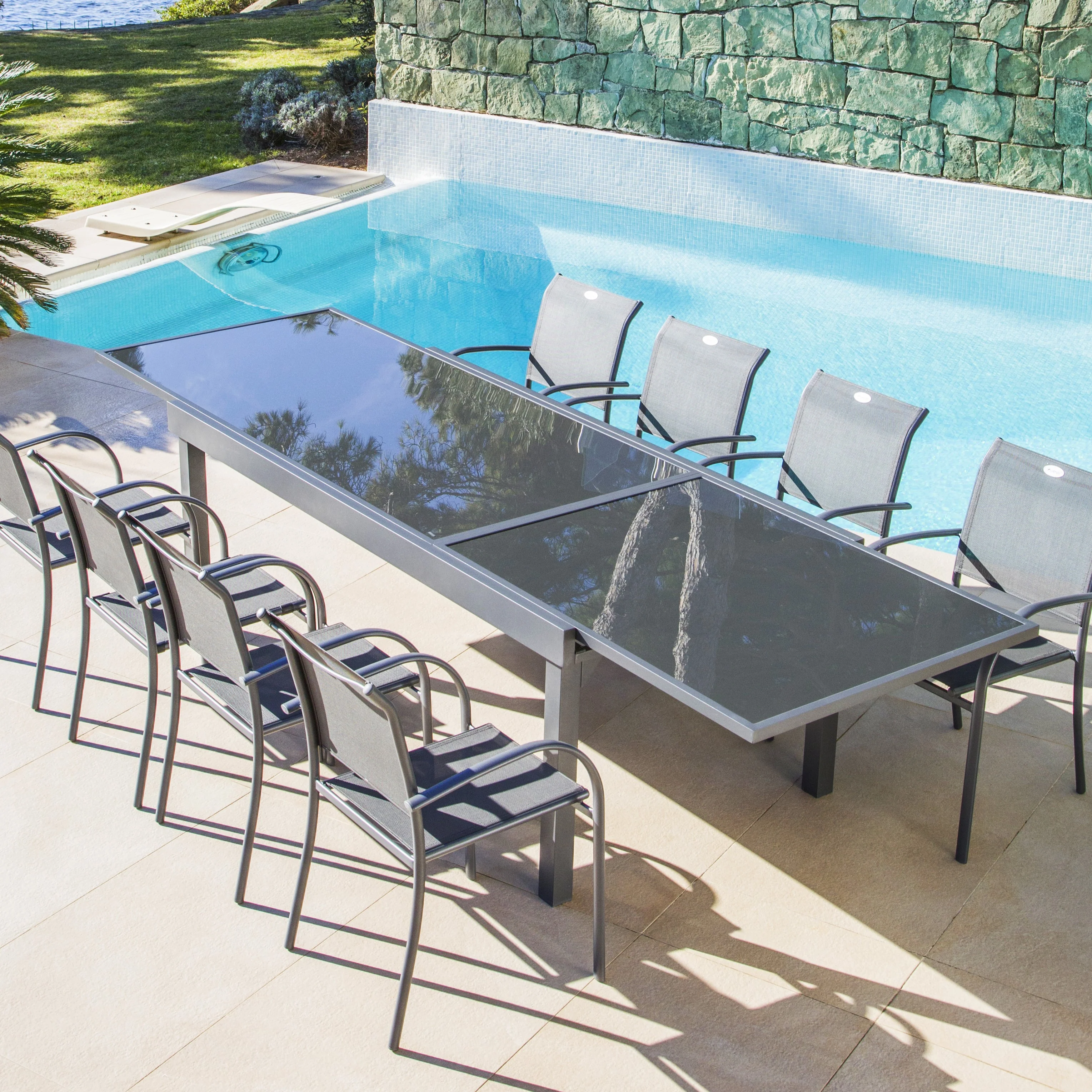 Table de jardin extensible 12 places en verre Murano (320 x 100 cm) - Image 7