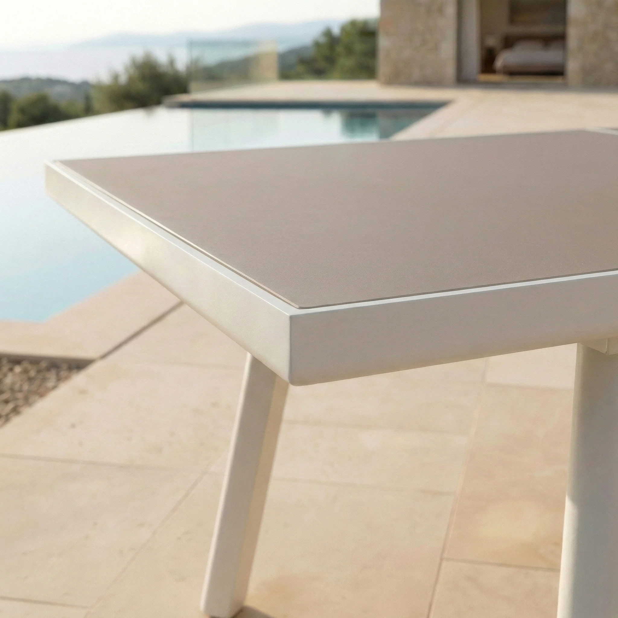 Table de jardin extensible automatique 12 places aluminium Amalfi (240/300x96cm) - Image 15