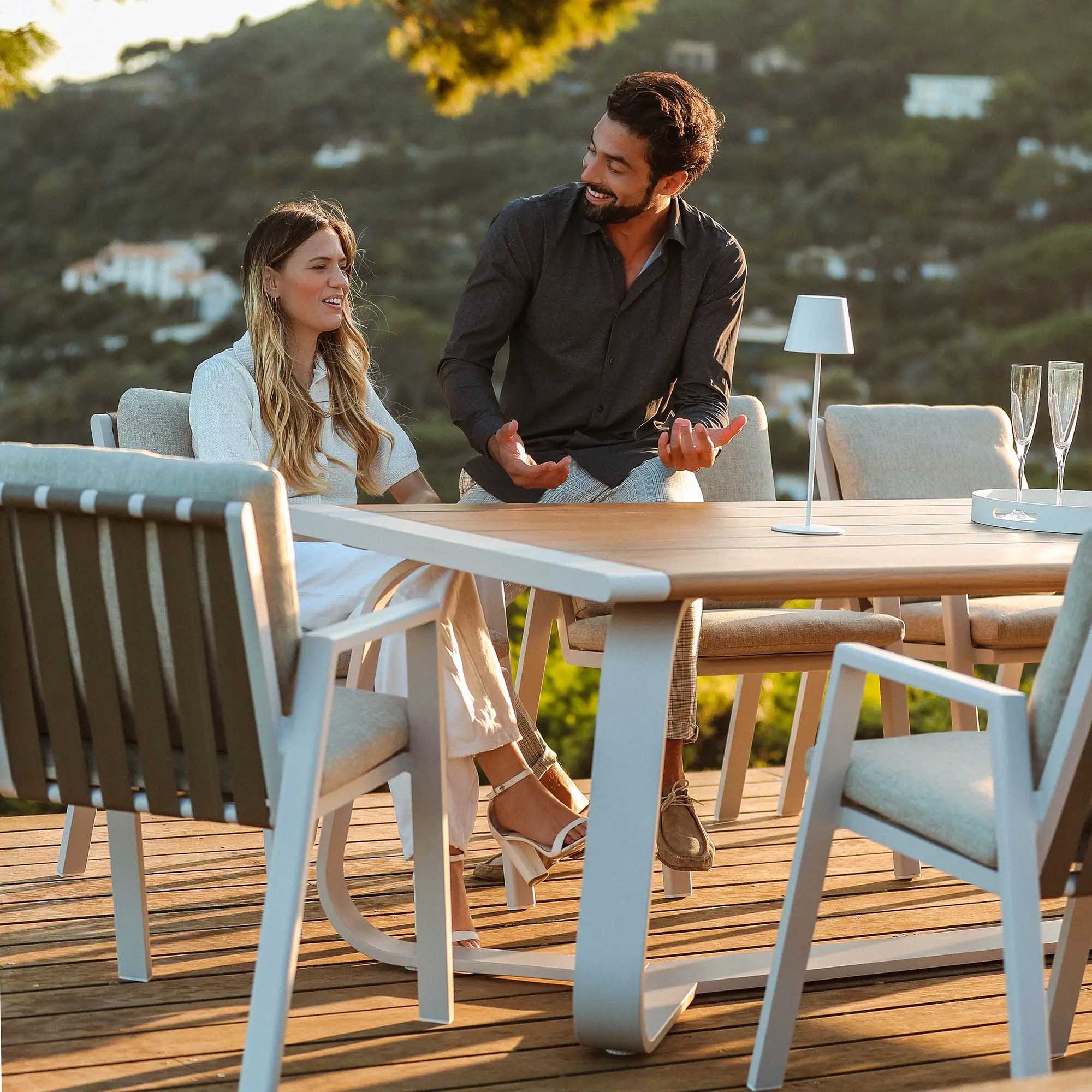 Table de jardin rectangulaire 10 places Long Beach en aluminium 240x100 cm - Image 6