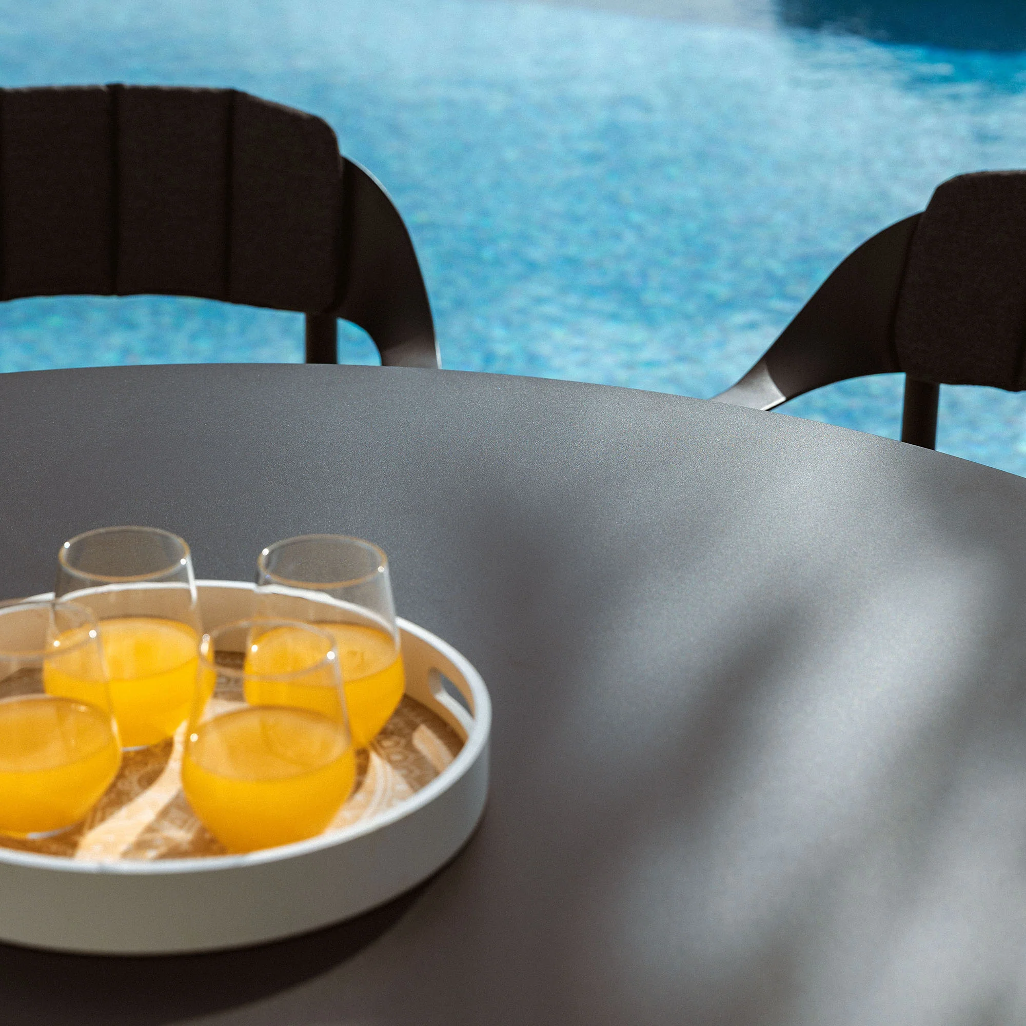 Table de jardin ronde 8 places Monte Carlo en aluminium ( D149 cm  ) - Image 11
